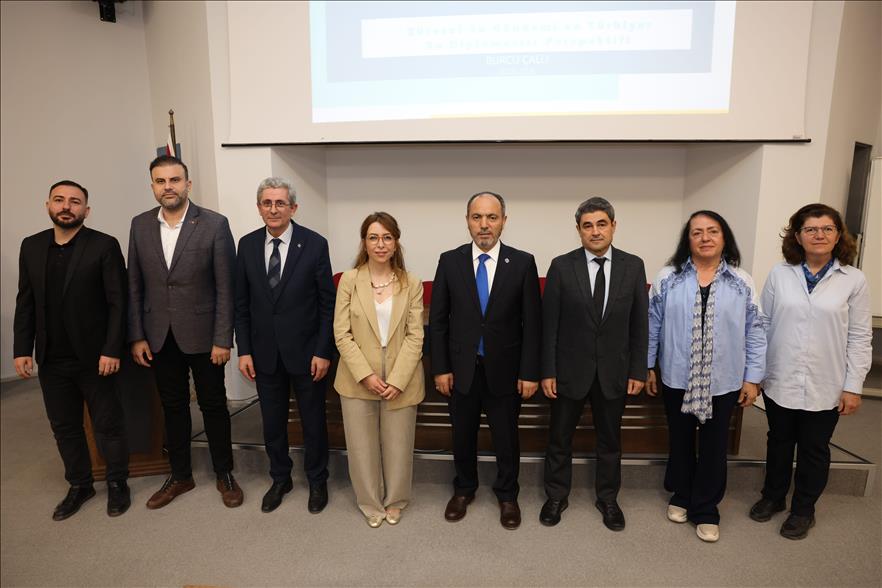 gun-ortasi-seminerlerinde-kuresel-su-gundemi-ve-su-diplomasisi-ele-alindi
